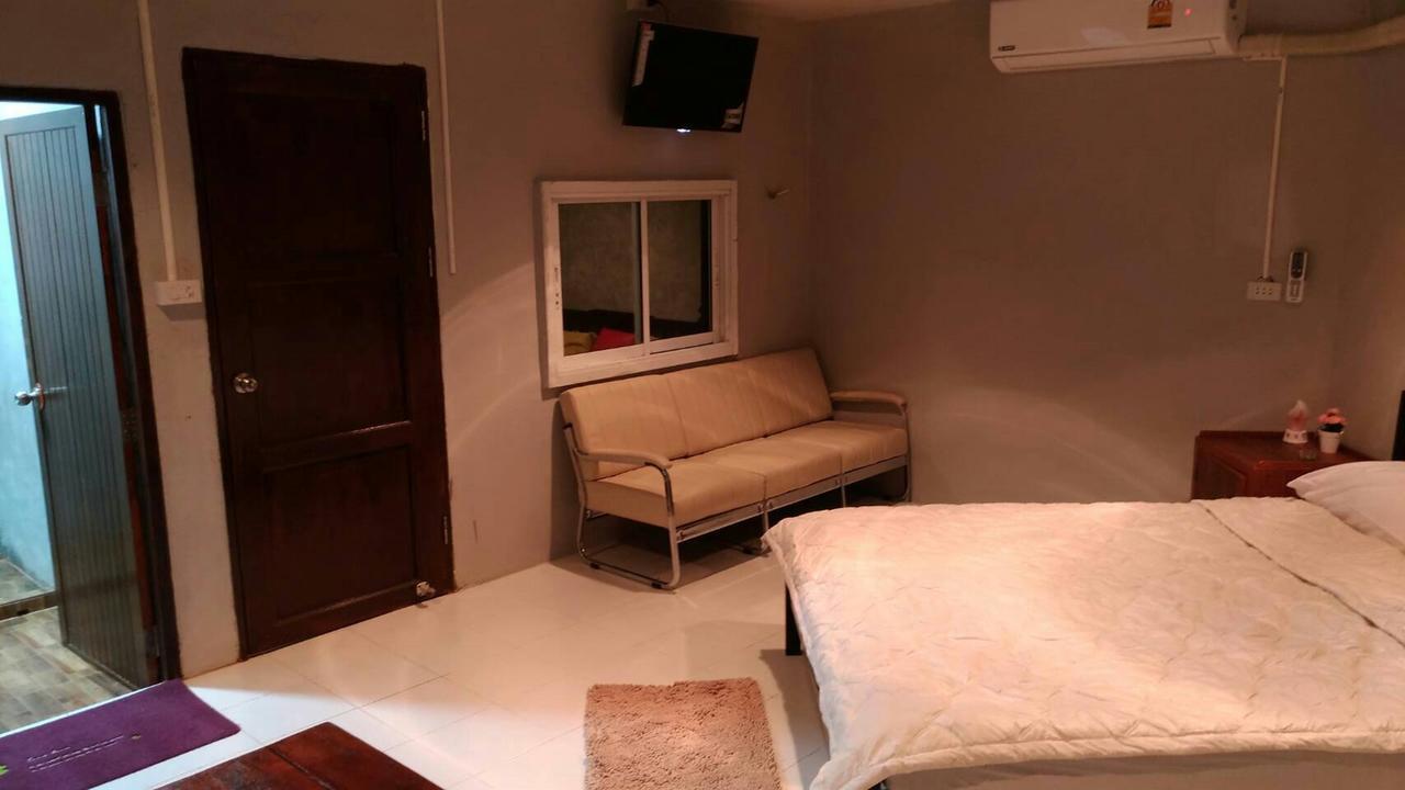 Pk Hostel Phranakhonszi Ajutthaja Kültér fotó