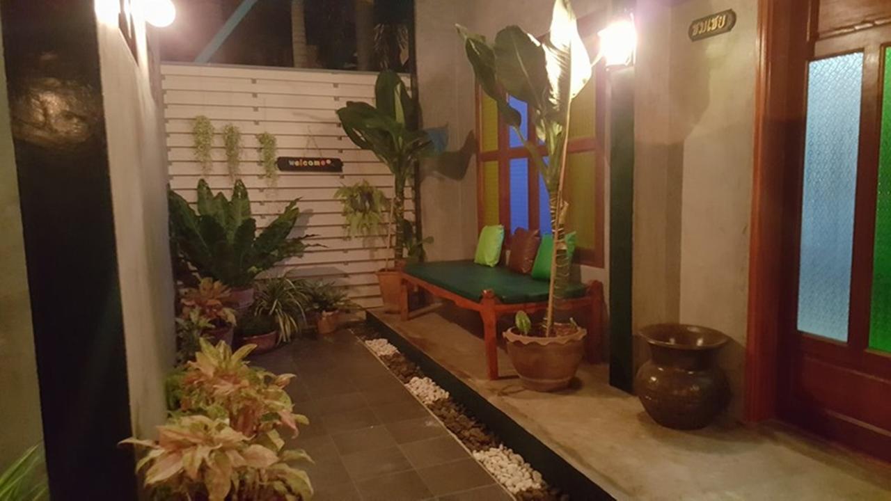 Pk Hostel Phranakhonszi Ajutthaja Kültér fotó